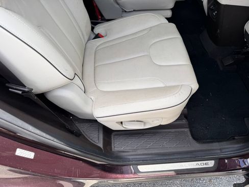 Used 2020 Hyundai Palisade Limited FWD image 18