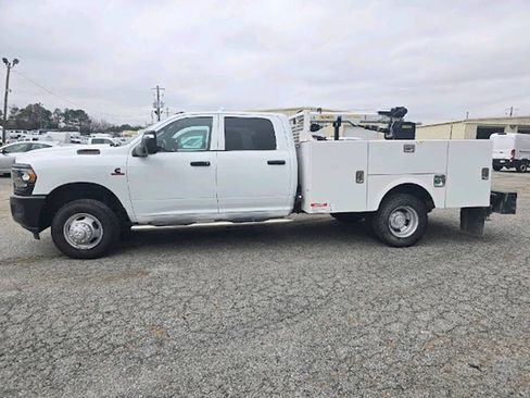 Used 2024 RAM 3500 Tradesman AWD/4WD image 6