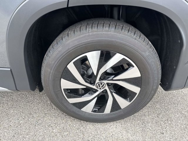 Used 2026 Volkswagen Tiguan S FWD image 5