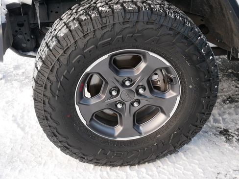 Used 2020 Jeep Gladiator Rubicon image 15