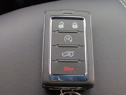 New 2026 Jeep Grand Cherokee L 2WD image 31