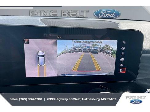 Used 2023 Mercedes-Benz GLB 250 image 16