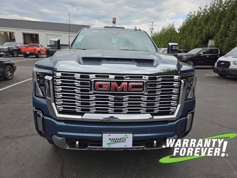 New 2026 GMC Sierra 2500 Denali w/ Denali Reserve Package image 2