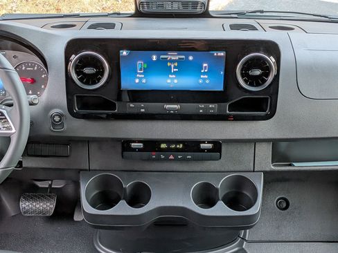 New 2026 Mercedes-Benz Sprinter 2500 image 23