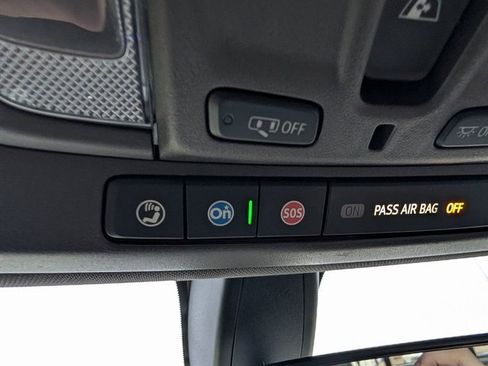 Used 2020 Chevrolet Silverado 1500 RST image 18