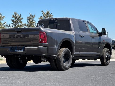 New 2026 RAM 3500 Laramie AWD/4WD image 3