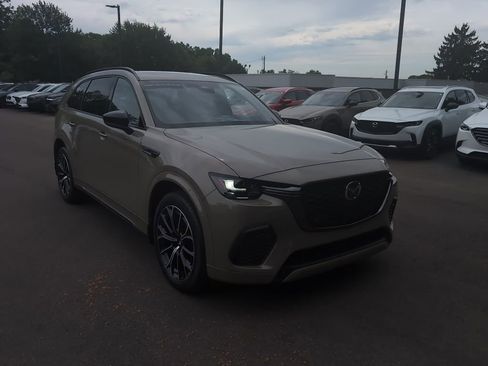 Certified 2025 MAZDA CX-70 3.3 Turbo S w/ Premium Package AWD/4WD image 2