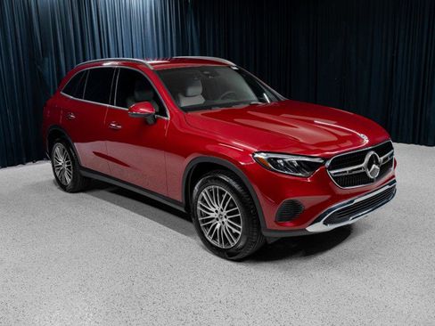 New 2026 Mercedes-Benz GLC 300 image 3
