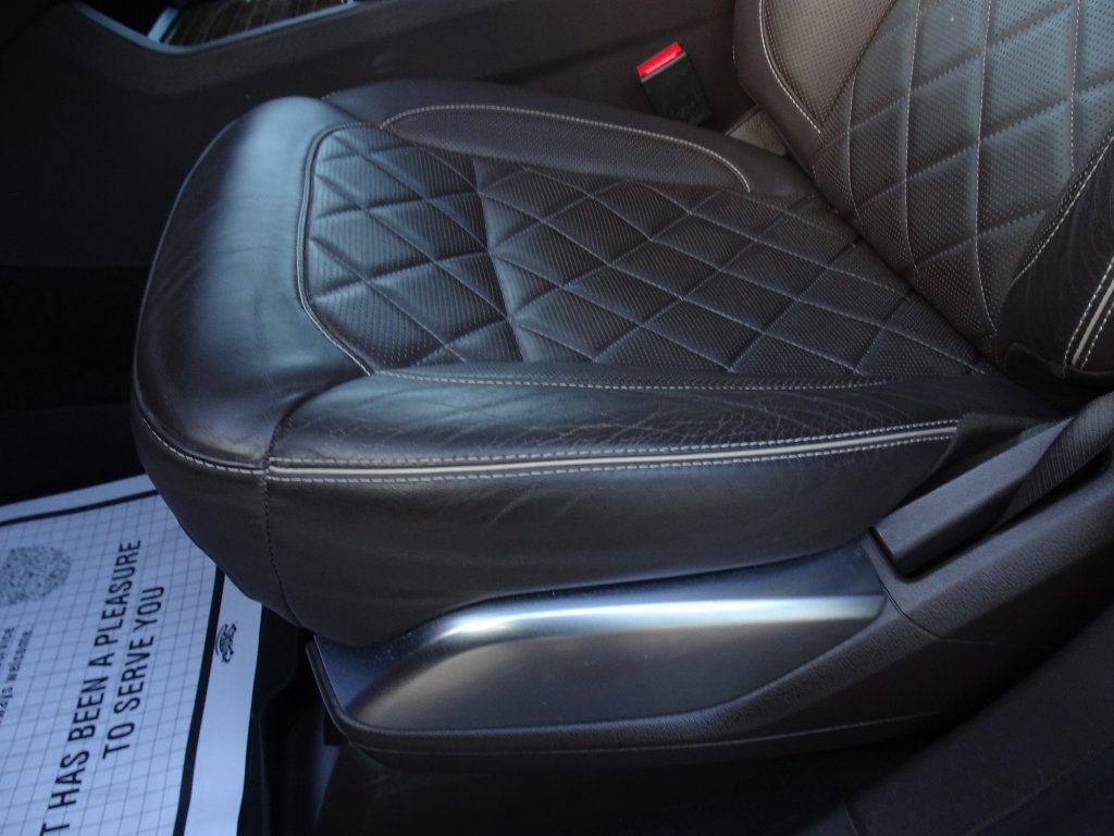Used 2018 Mercedes-Benz GLS 550 4MATIC image 9