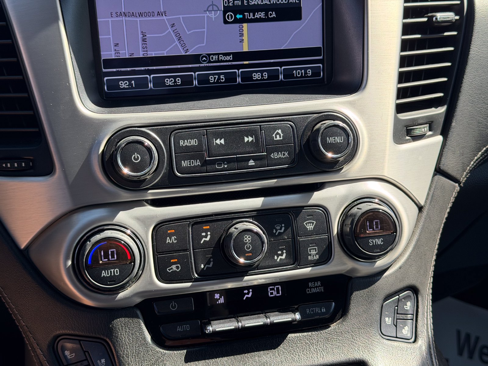 Used 2017 GMC Yukon SLT w/ Open Road Package RWD image 25