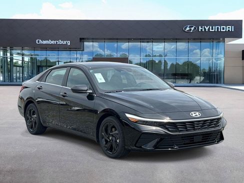 New 2026 Hyundai Elantra SEL Sport FWD image 1