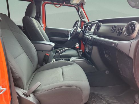 Used 2019 Jeep Wrangler Unlimited Sport S image 22