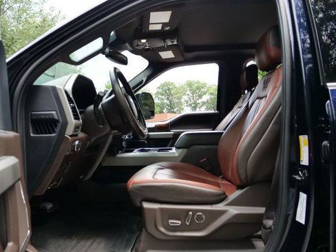 Used 2022 Ford F250 King Ranch w/ King Ranch Ultimate Package AWD/4WD image 27