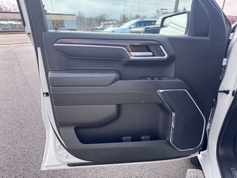 Used 2023 Chevrolet Silverado 1500 LT image 7