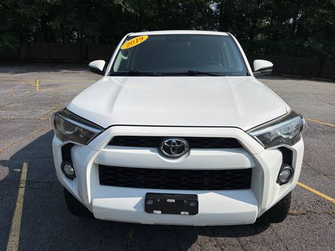 Used 2019 Toyota 4Runner SR5 RWD image 11