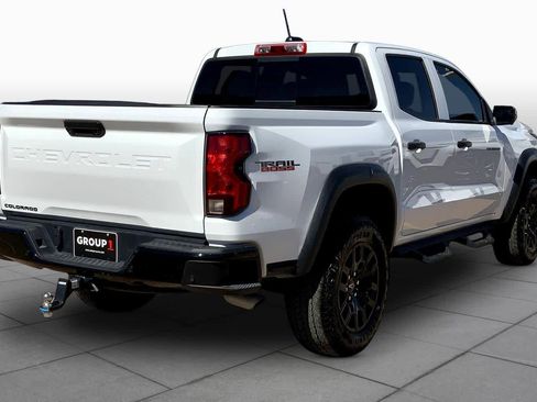 Used 2024 Chevrolet Colorado Trail Boss w/ Technology Package AWD/4WD image 13