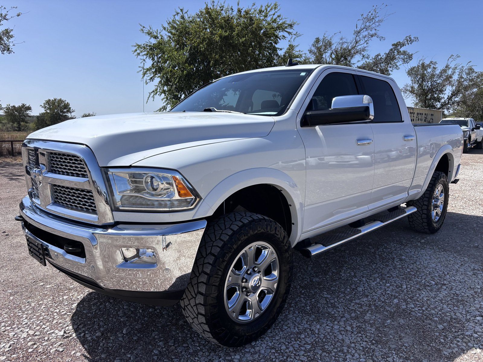 Used 2017 RAM 2500 Laramie w/ Convenience Group AWD/4WD image 1