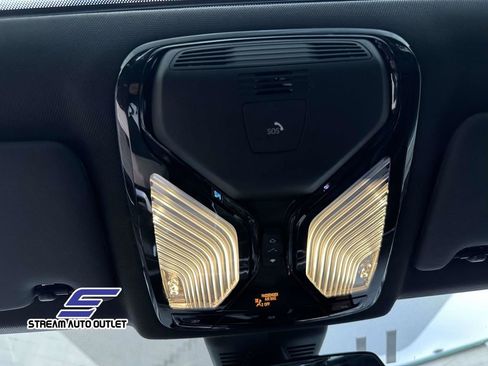 Used 2024 BMW 330i xDrive Sedan w/ Convenience Package image 33