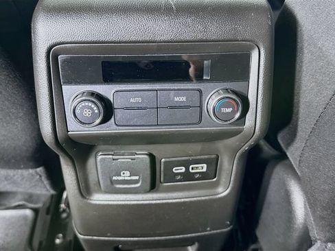 Used 2023 GMC Acadia AT4 AWD/4WD image 30