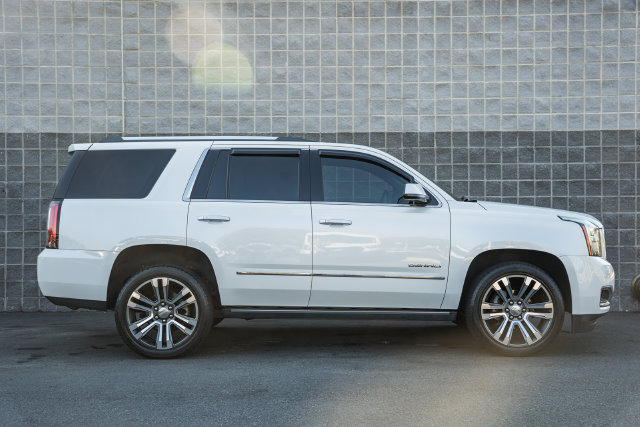 Used 2019 GMC Yukon Denali w/ Denali Ultimate Package AWD/4WD image 4