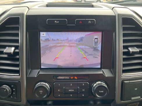 Used 2019 Ford F150 XLT w/ Trailer Tow Package image 32