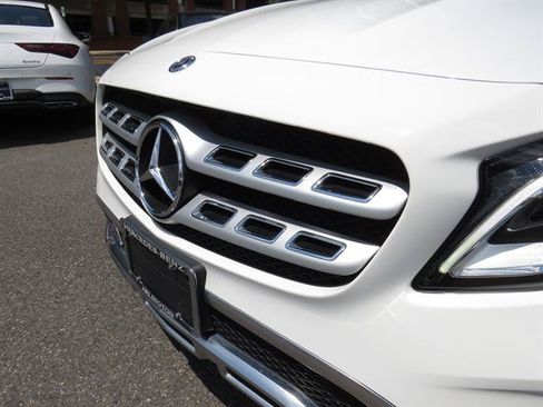 Certified 2020 Mercedes-Benz GLA 250 4MATIC image 26