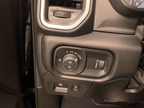 Used 2023 RAM 1500 Big Horn AWD/4WD image 16