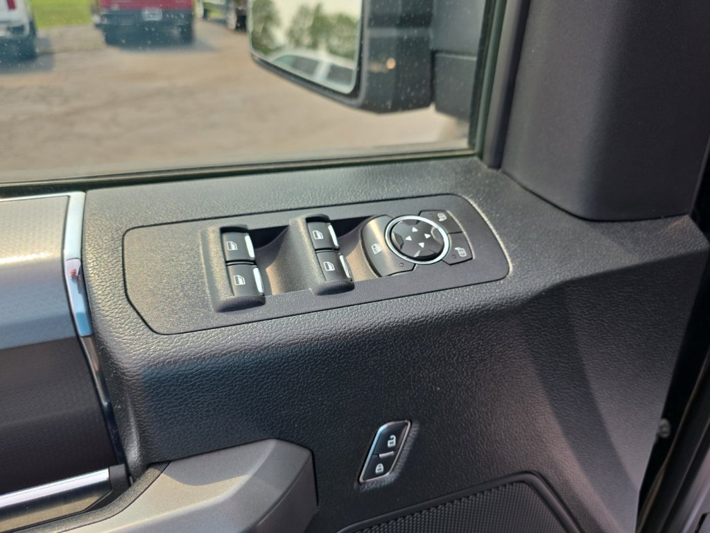 Used 2016 Ford F150 XLT w/ Equipment Group 301A Mid AWD/4WD image 36