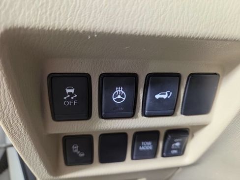 Used 2018 Nissan Pathfinder SL w/ SL Premium Package AWD/4WD image 31