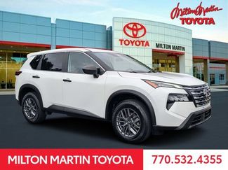 Used 2024 Nissan Rogue S AWD/4WD video 1