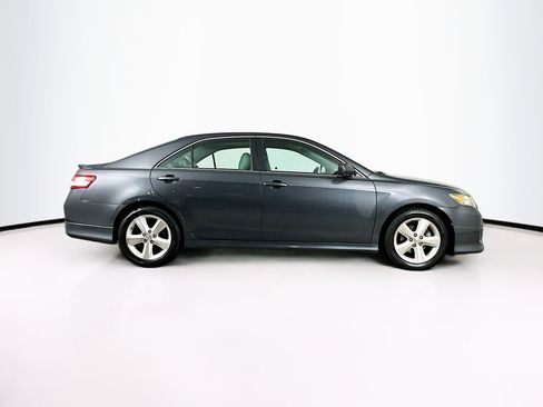 Used 2011 Toyota Camry SE image 10