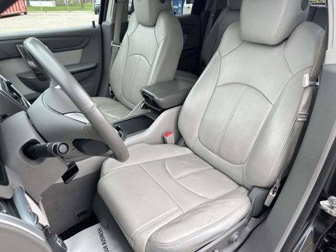 Used 2017 GMC Acadia Limited SLT FWD image 18