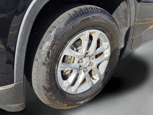 Used 2018 Chevrolet Traverse LT FWD image 9