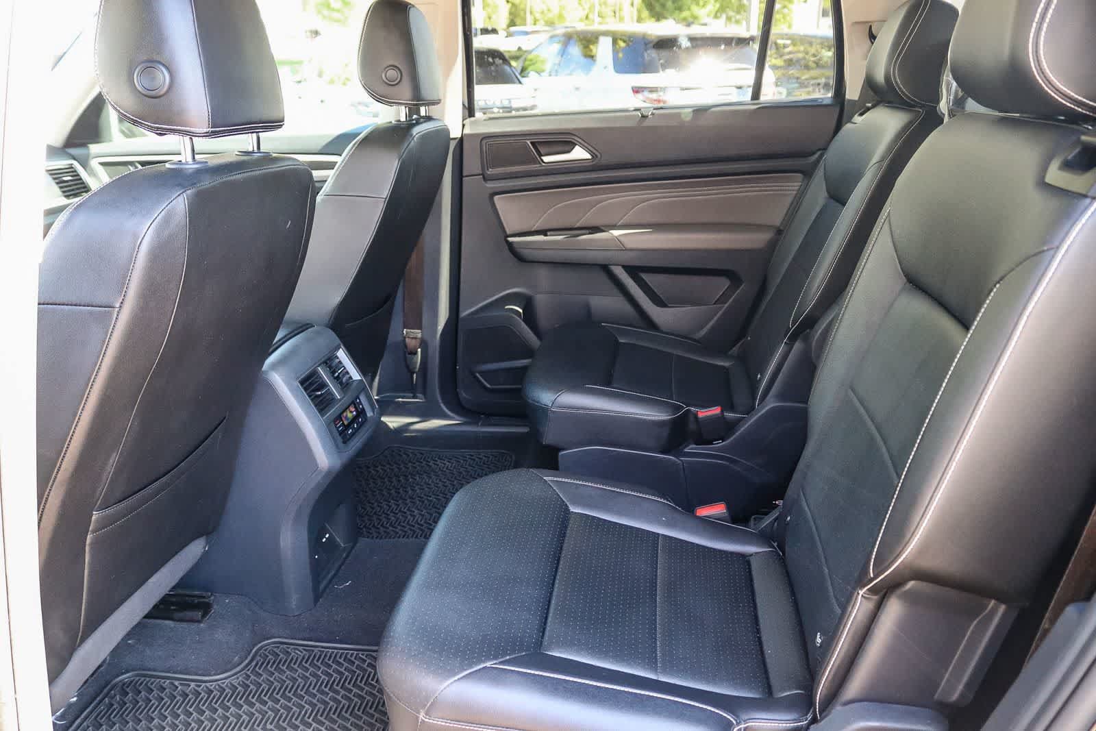 Used 2023 Volkswagen Atlas SE FWD image 12