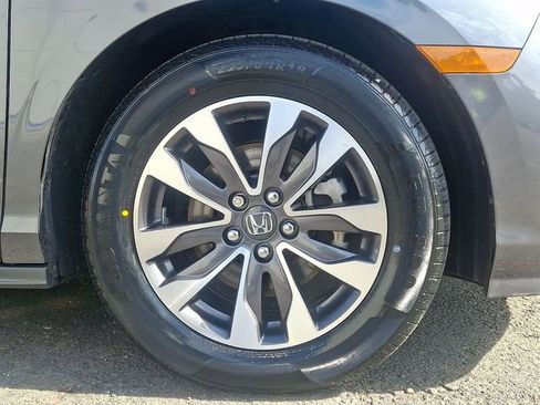 Certified 2023 Honda Odyssey EX-L image 8