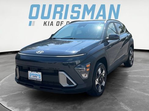 Used 2024 Hyundai Kona SEL AWD/4WD image 2