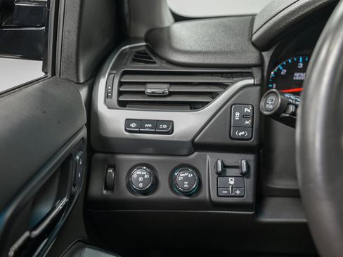 Used 2017 Chevrolet Tahoe Premier image 18