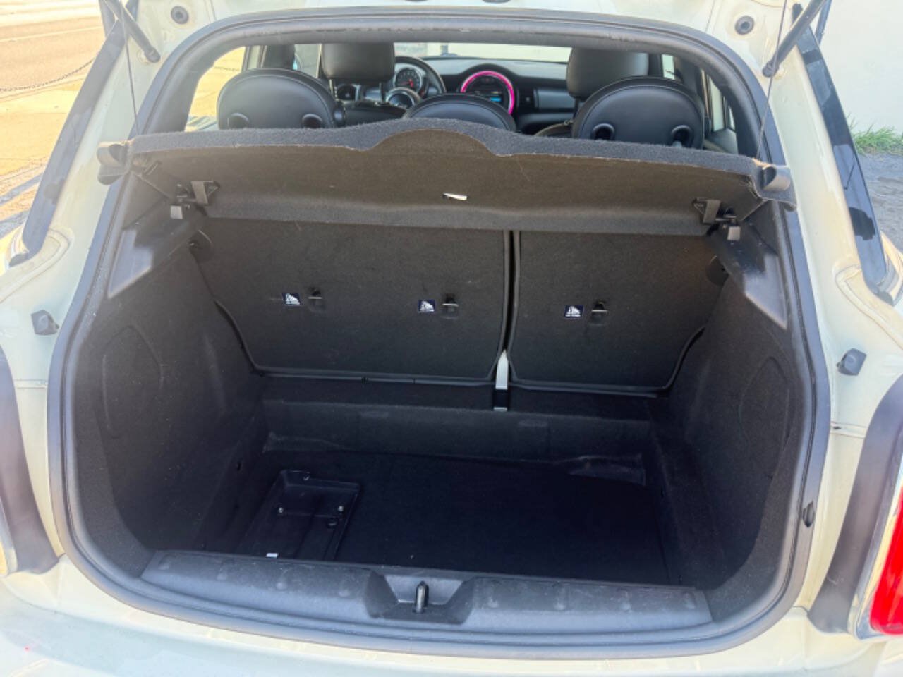 Used 2019 MINI Cooper 4-Door Hardtop FWD image 10
