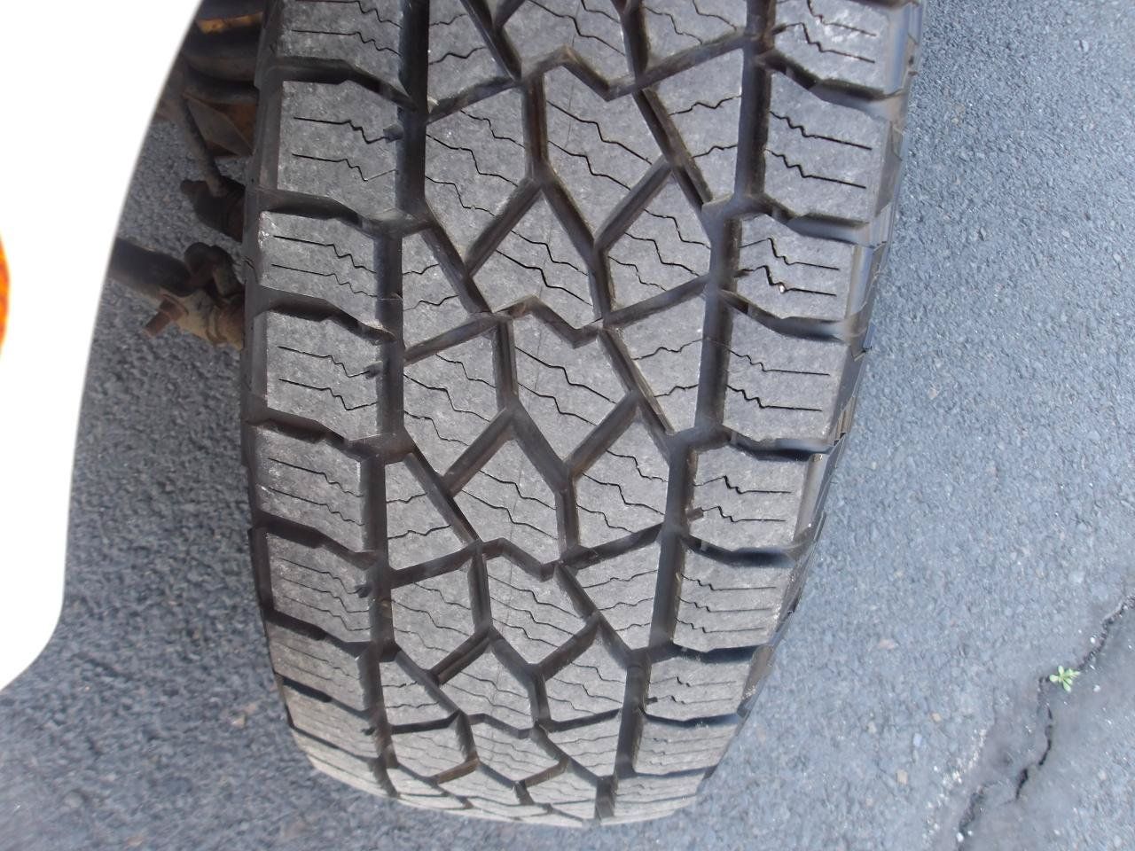 Used 2012 Jeep Wrangler Unlimited Sahara w/ Connectivity Group AWD/4WD image 23