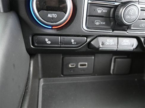 Used 2021 Chevrolet Suburban Z71 w/ Max Trailering Package image 29