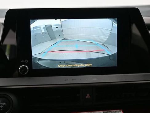 Certified 2024 Toyota Prius Prime FWD image 25