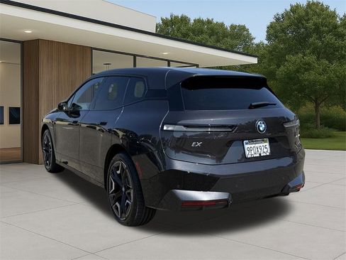 Used 2025 BMW iX xDrive50 w/ Sport Package image 11