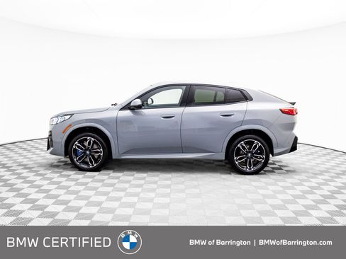 Certified 2025 BMW X2 xDrive28i w/ Premium Package image 2