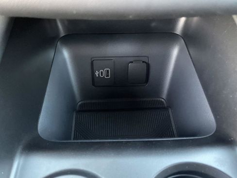 New 2026 Ford Explorer ST-Line image 21