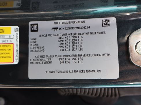 Used 2021 GMC Yukon XL SLT w/ SLT Premium Package AWD/4WD image 47