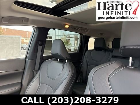 New 2026 INFINITI QX60 Luxe w/ Cargo Package image 24