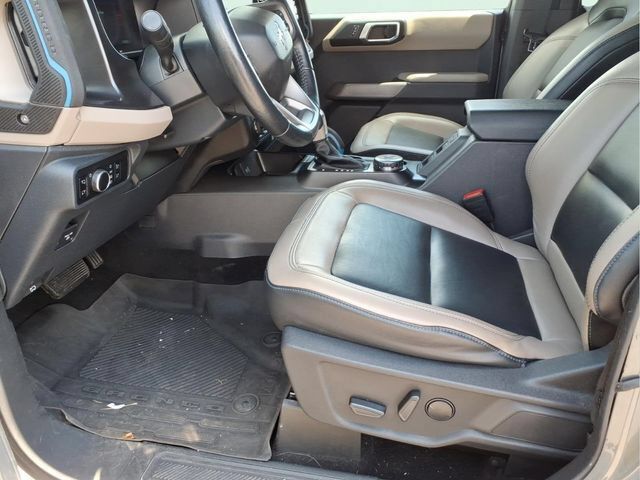 Used 2023 Ford Bronco Wildtrak AWD/4WD image 17