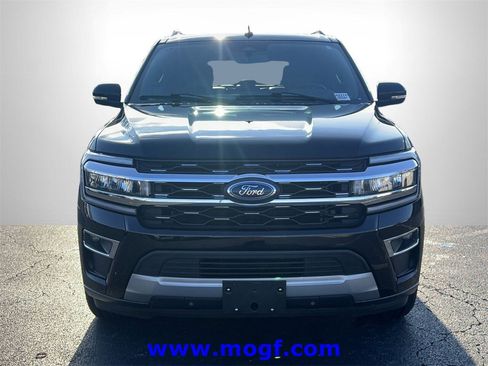 Used 2024 Ford Expedition Limited image 32