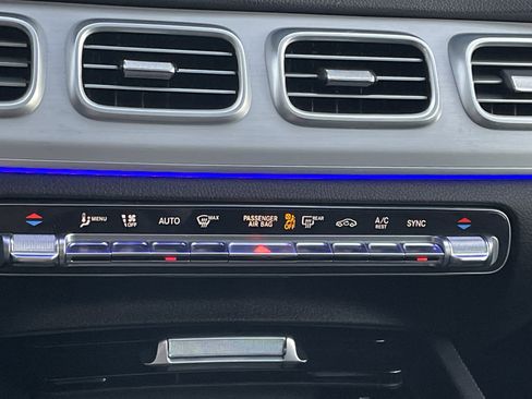 Certified 2024 Mercedes-Benz GLE 350 4MATIC image 32