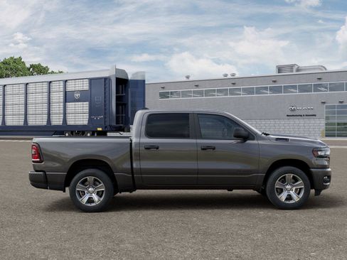 New 2026 RAM 1500 Express RWD image 21